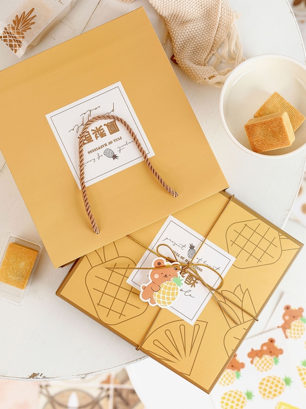 Yellow Art Paper paperboard gift boxes with Drawer shape for food sweet candy package